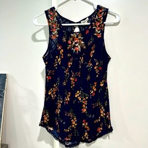 Navy Mason & Belle size small sleeveless blouse